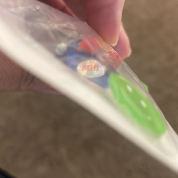 💥 Superman 8GB USB 2.0 Flash Drive Memory Stick - Picture 3 of 4